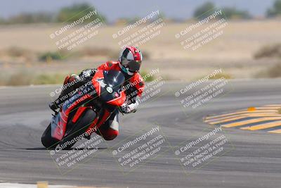 media/Sep-30-2023-SoCal Trackdays (Sat) [[636657bffb]]/Turn 15 (1120am)/